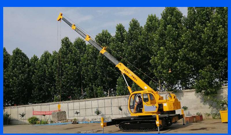 8噸履帶吊實(shí)拍圖片